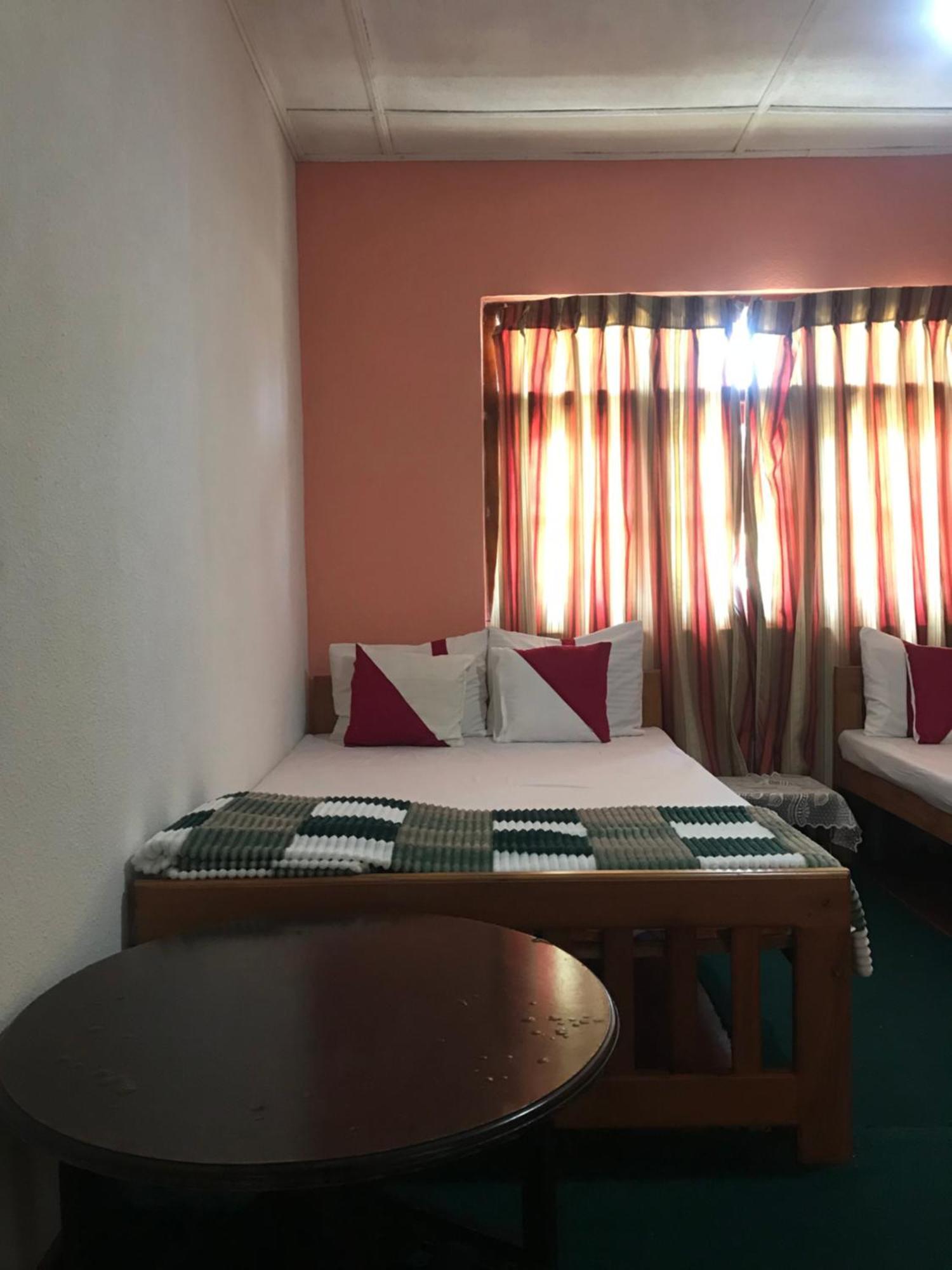 Aurora Residence Νουβάρα Ελίγια Εξωτερικό φωτογραφία
